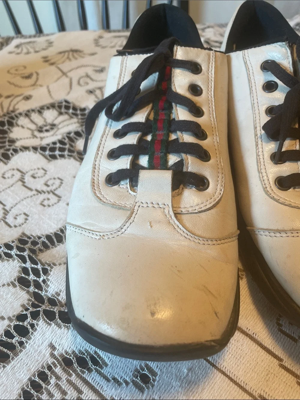 Gucci Vintage Unisex White Leather Lace-Up Sneakers Black Trim Signature Web